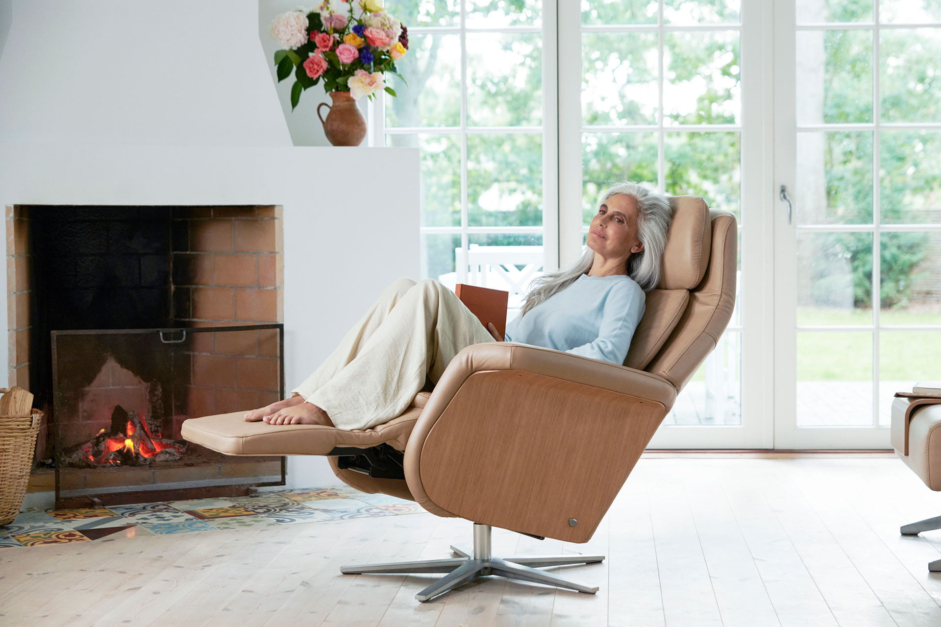 Luxurious comfort in motorized recliners